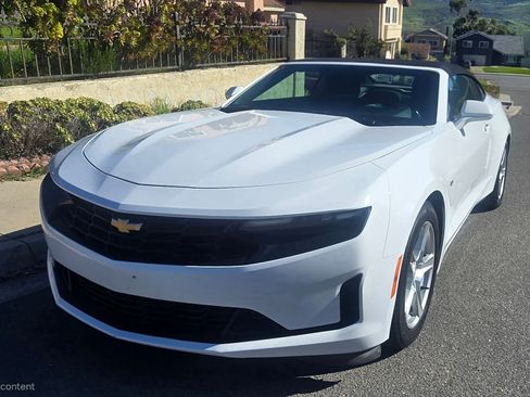Used 2019 Chevrolet Camaro LT image 1