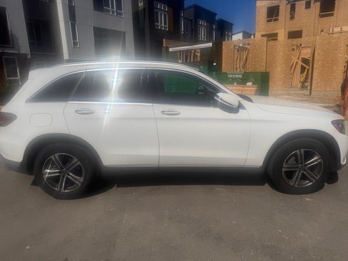 Used 2019 Mercedes-Benz GLC 300 4MATIC image 8