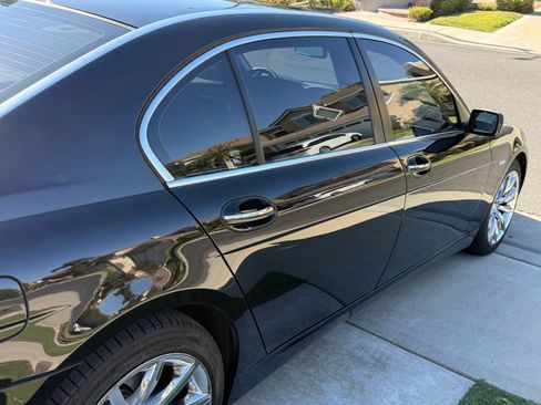 Used 2007 BMW 750Li RWD image 5
