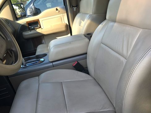 Used 2004 Ford F150 Lariat AWD/4WD image 12