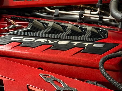 Used 2022 Chevrolet Corvette Stingray Convertible w/ 1LT RWD image 2