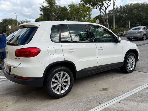 Used 2014 Volkswagen Tiguan SE image 4