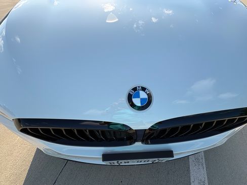 Used 2018 BMW 530e xDrive AWD/4WD image 2