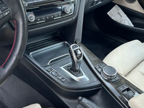 Used 2016 BMW 428i Convertible RWD image 11