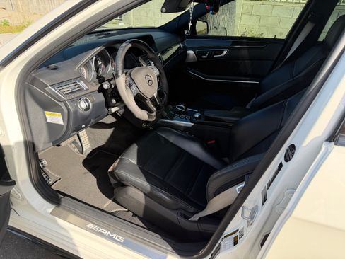 Used 2014 Mercedes-Benz E 63 AMG S-Model image 9