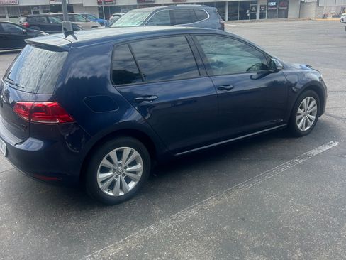Used 2015 Volkswagen Golf TDI SE FWD image 6