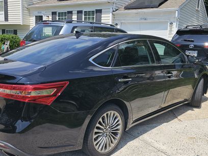 Used 2018 Toyota Avalon Limited w/ All Weather Liner Package