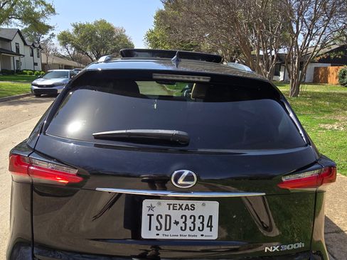 Used 2017 Lexus NX 300h AWD w/ Premium Package image 15