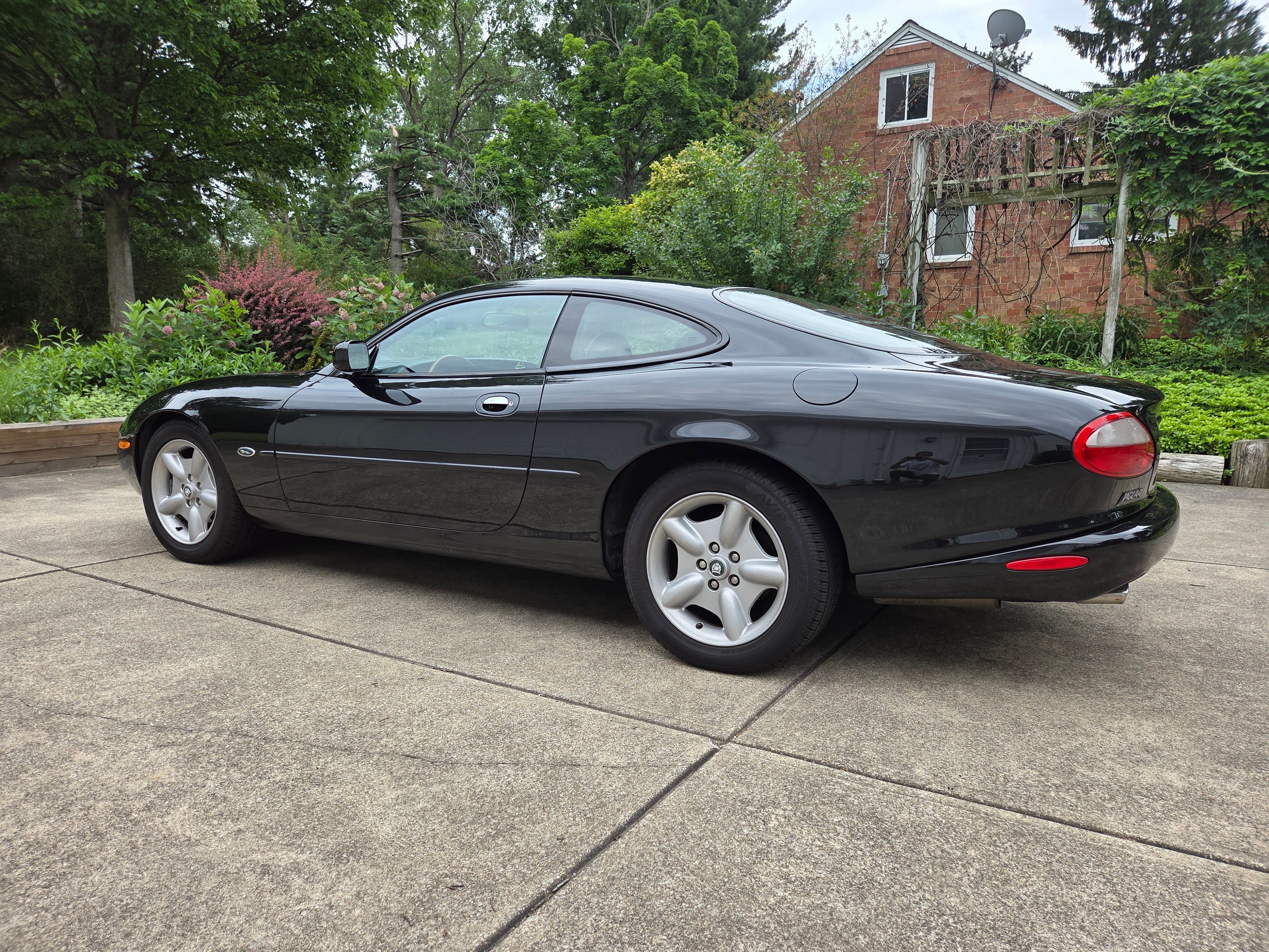 Used 1997 Jaguar XK8 Coupe RWD image 20