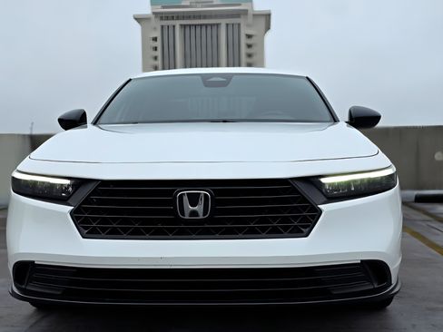 Used 2024 Honda Accord Sport image 10