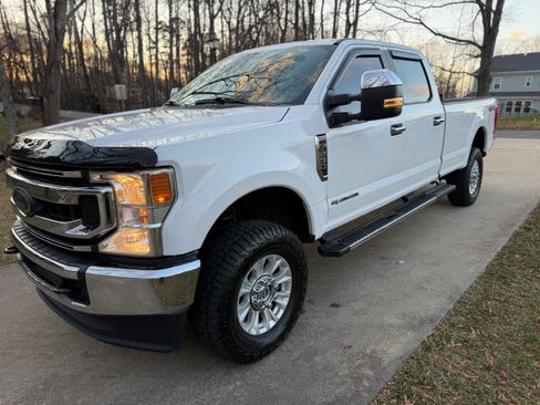 Used 2020 Ford F250 XL w/ STX Appearance Package image 18