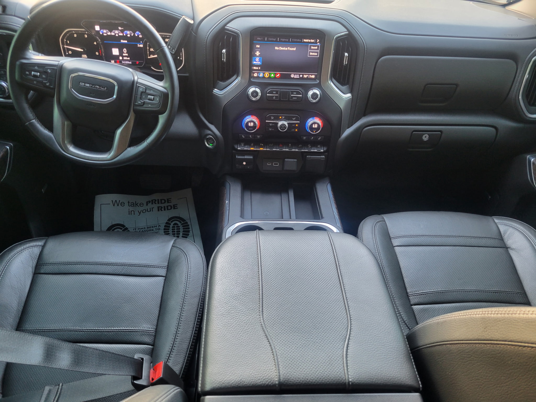 Used 2023 GMC Sierra 2500 Denali w/ Denali Black Diamond Edition AWD/4WD image 15