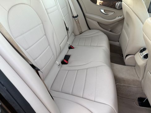 Used 2017 Mercedes-Benz C 300 Sedan image 21