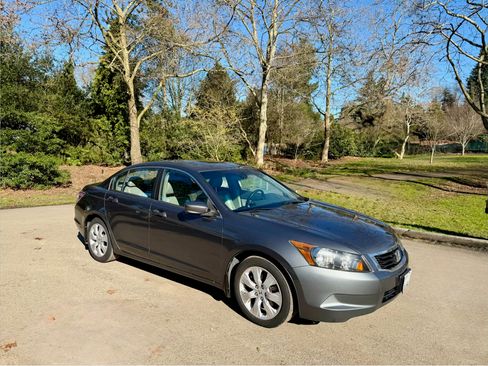 Used 2009 Honda Accord EX-L image 6