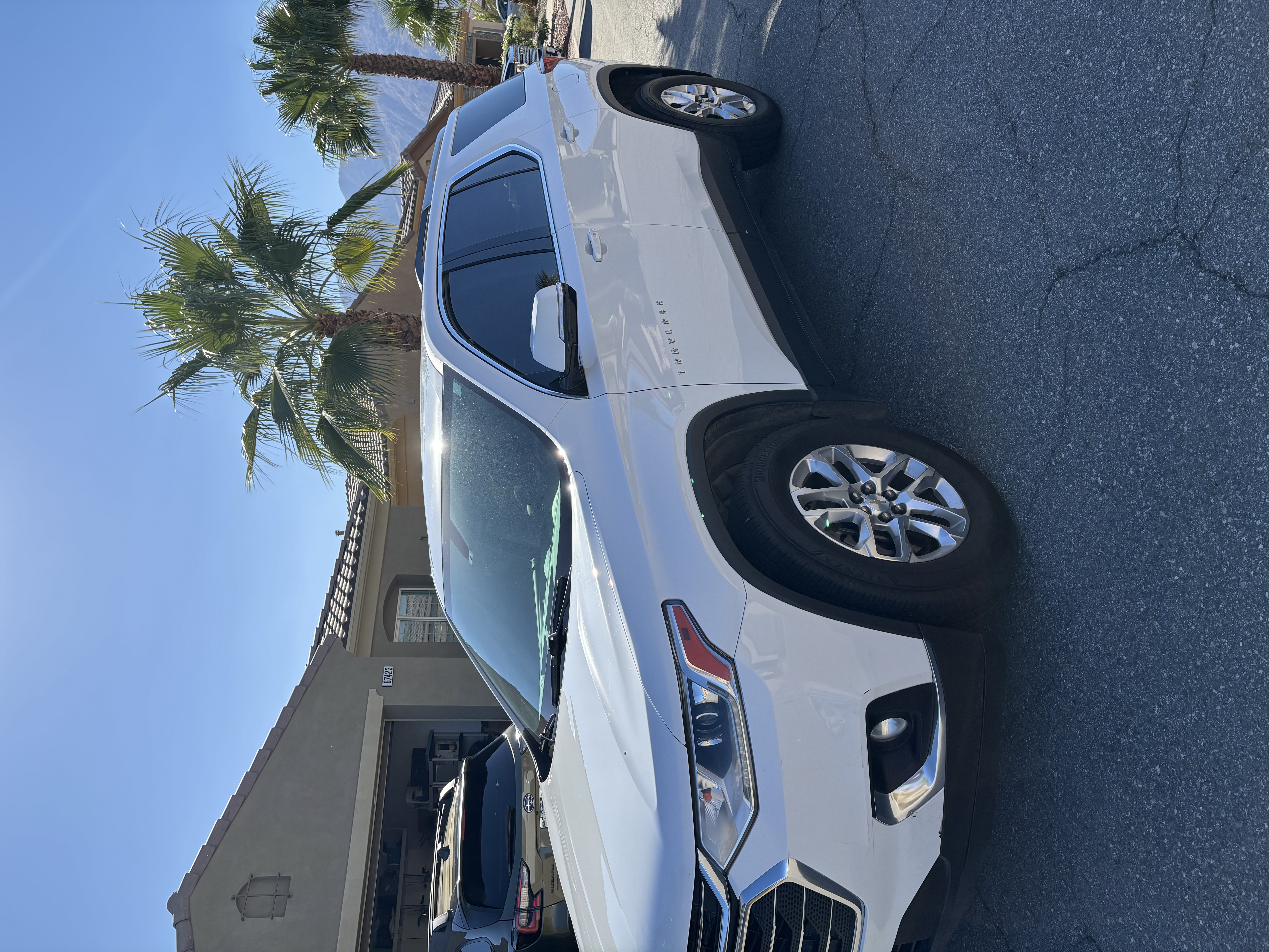 Used 2018 Chevrolet Traverse LT FWD image 17