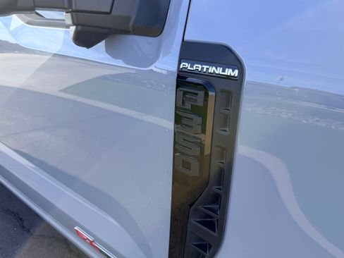 Used 2025 Ford F350 Platinum image 23