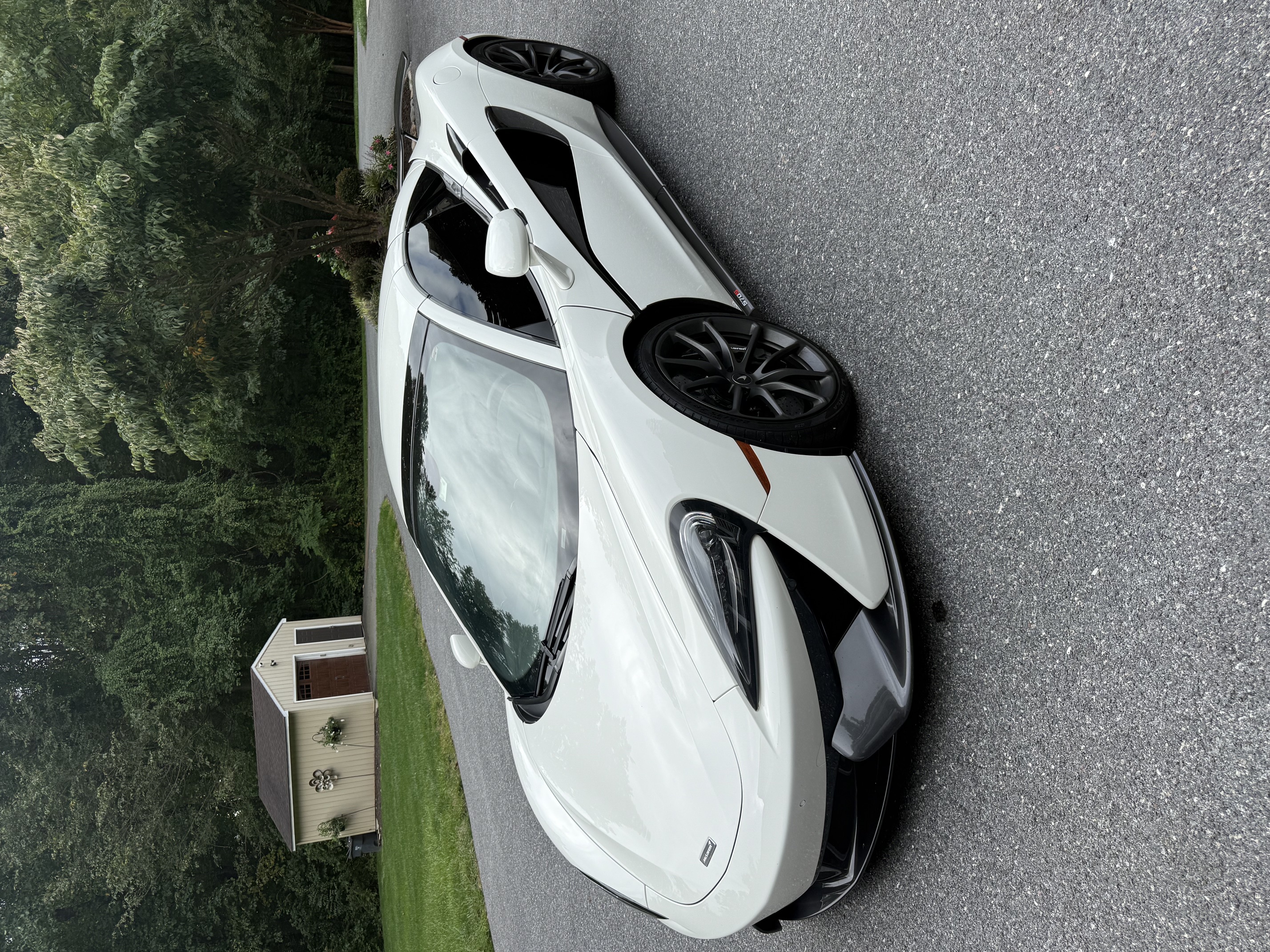 Used 2019 McLaren 570S Spider RWD image 8