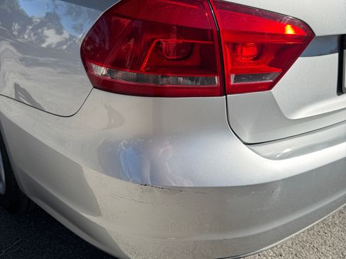 Used 2013 Volkswagen Passat 2.5 SE image 11