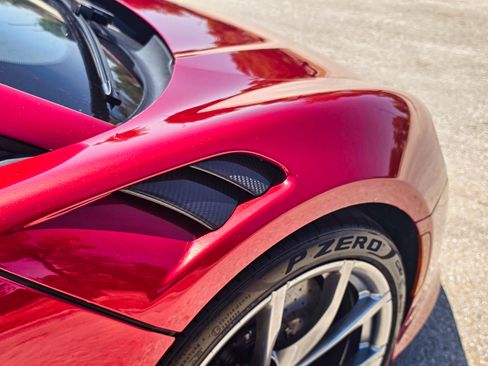 Used 2024 McLaren Artura RWD image 11