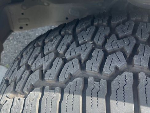 Used 2015 Toyota 4Runner SR5 Premium image 8