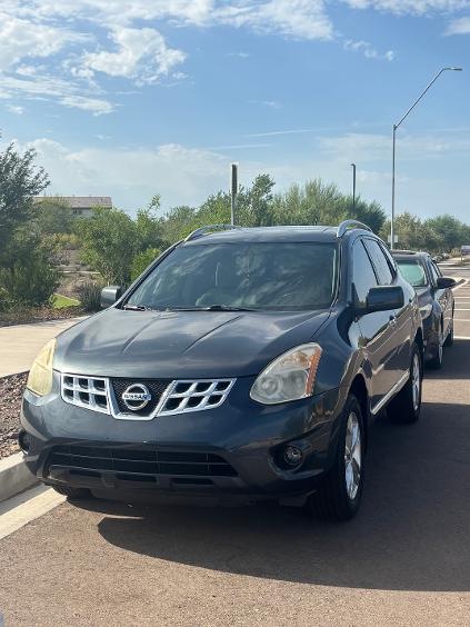 Used 2013 Nissan Rogue SV w/ Premium Pkg AWD/4WD image 9