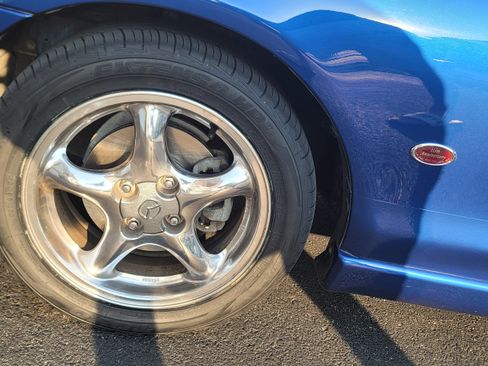 Used 1999 MAZDA MX-5 Miata 10th Anniversary Edition image 15