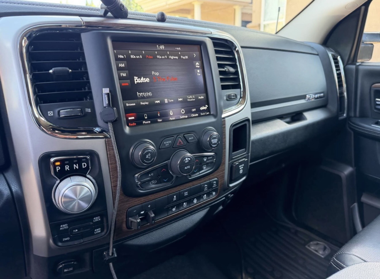 Used 2018 RAM 1500 Laramie w/ Convenience Group AWD/4WD image 14