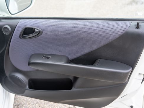 Used 2007 Honda Fit Sport image 24