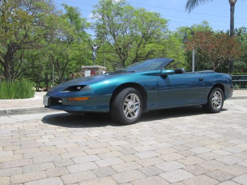 Used 1995 Chevrolet Camaro Z28 RWD image 14