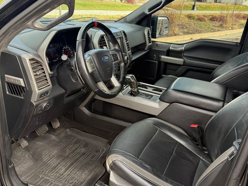 Used 2018 Ford F150 Raptor w/ Equipment Group 802A Luxury image 12