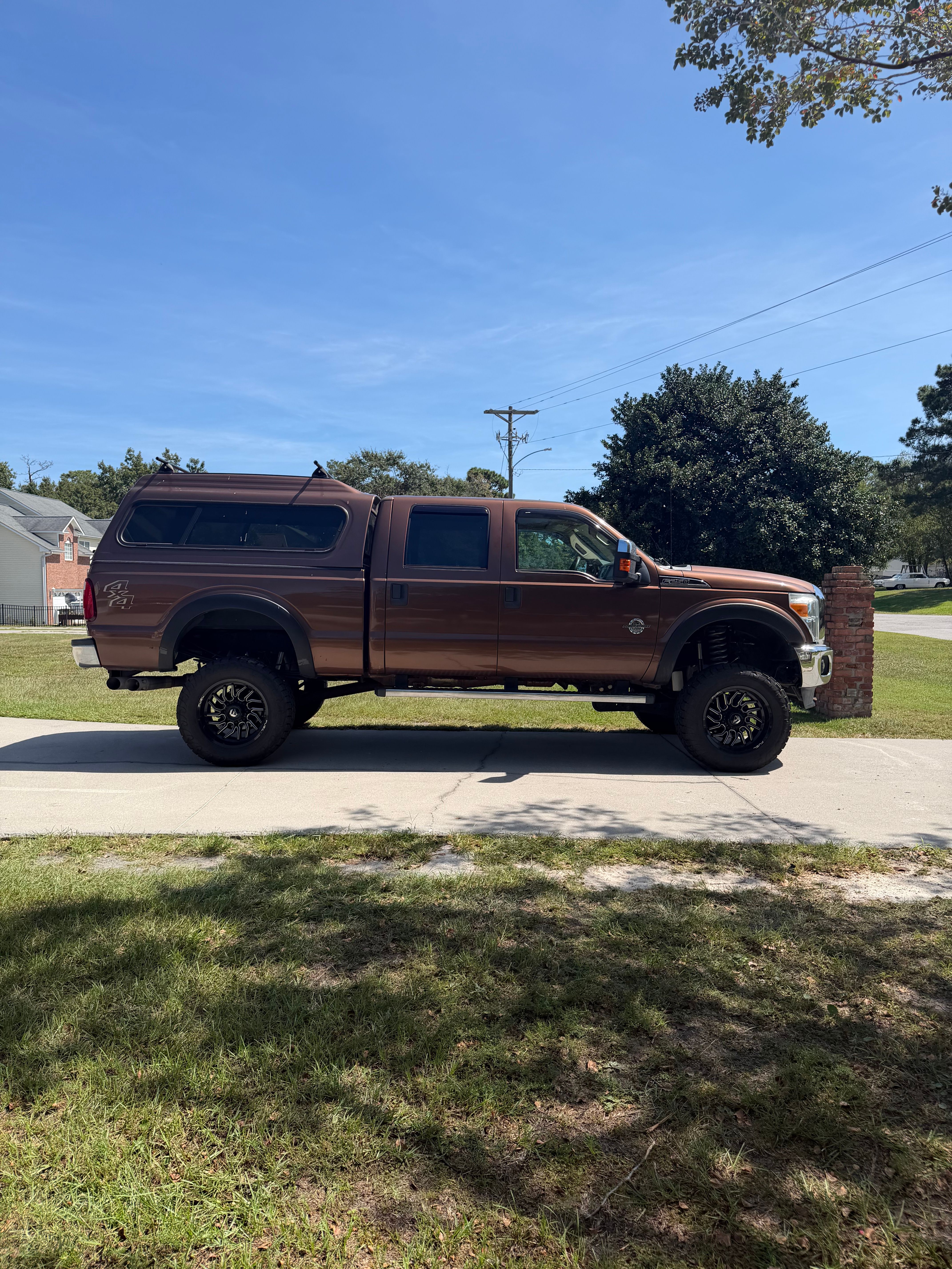 Used 2012 Ford F250 XLT w/ XLT Premium Pkg AWD/4WD image 6
