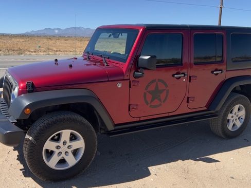 Used 2011 Jeep Wrangler Unlimited Sport AWD/4WD image 8