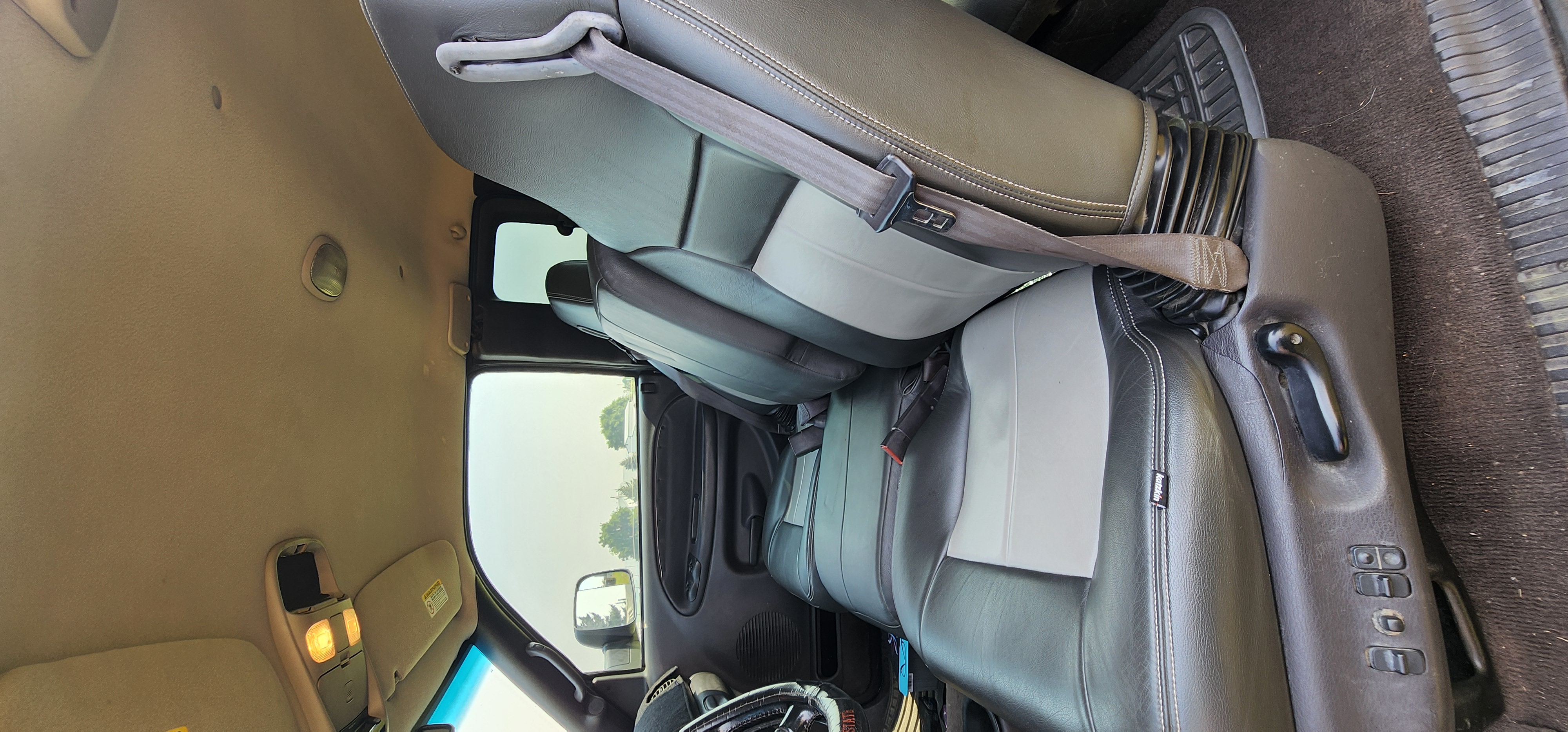 Used 2002 Dodge Ram 2500 Truck 4x4 Quad Cab image 2