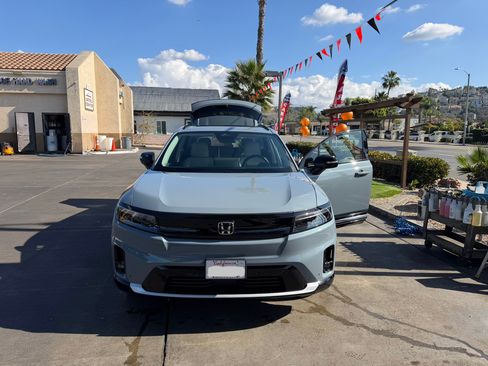 Used 2025 Honda Prologue Touring image 6