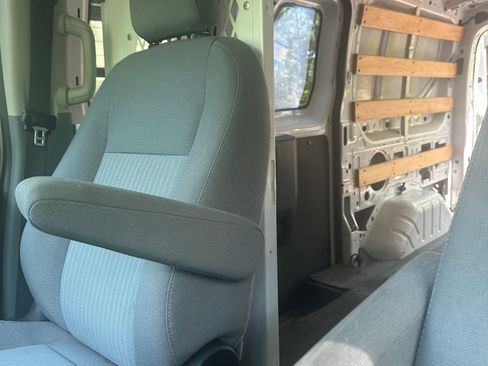 Used 2015 Ford Transit 250 130 Low Roof w/ Exterior Upgrade Package image 10