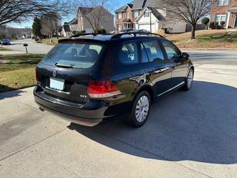 Used 2014 Volkswagen Jetta S image 2