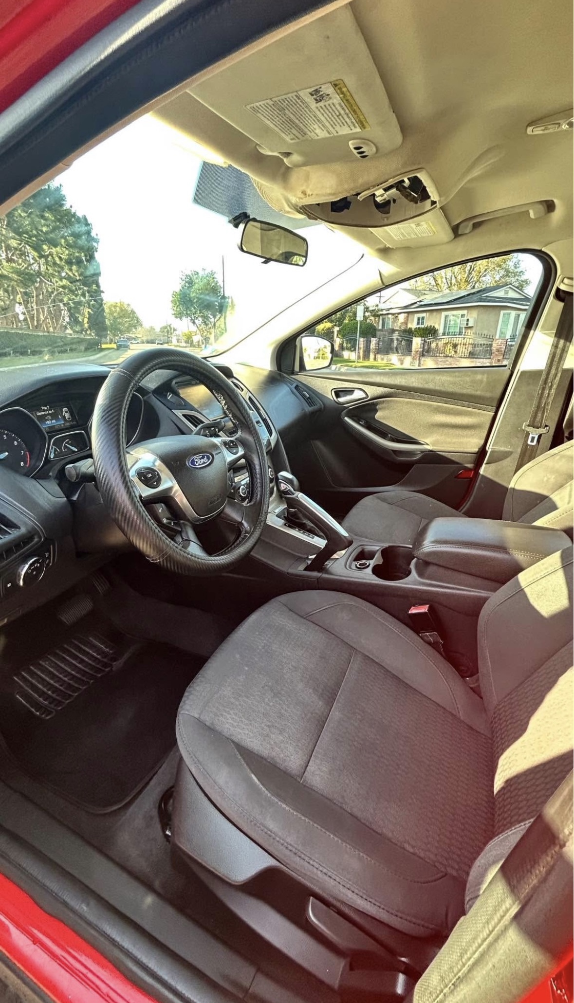 Used 2012 Ford Focus SEL FWD image 8
