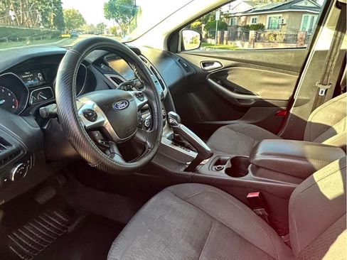 Used 2012 Ford Focus SEL image 6