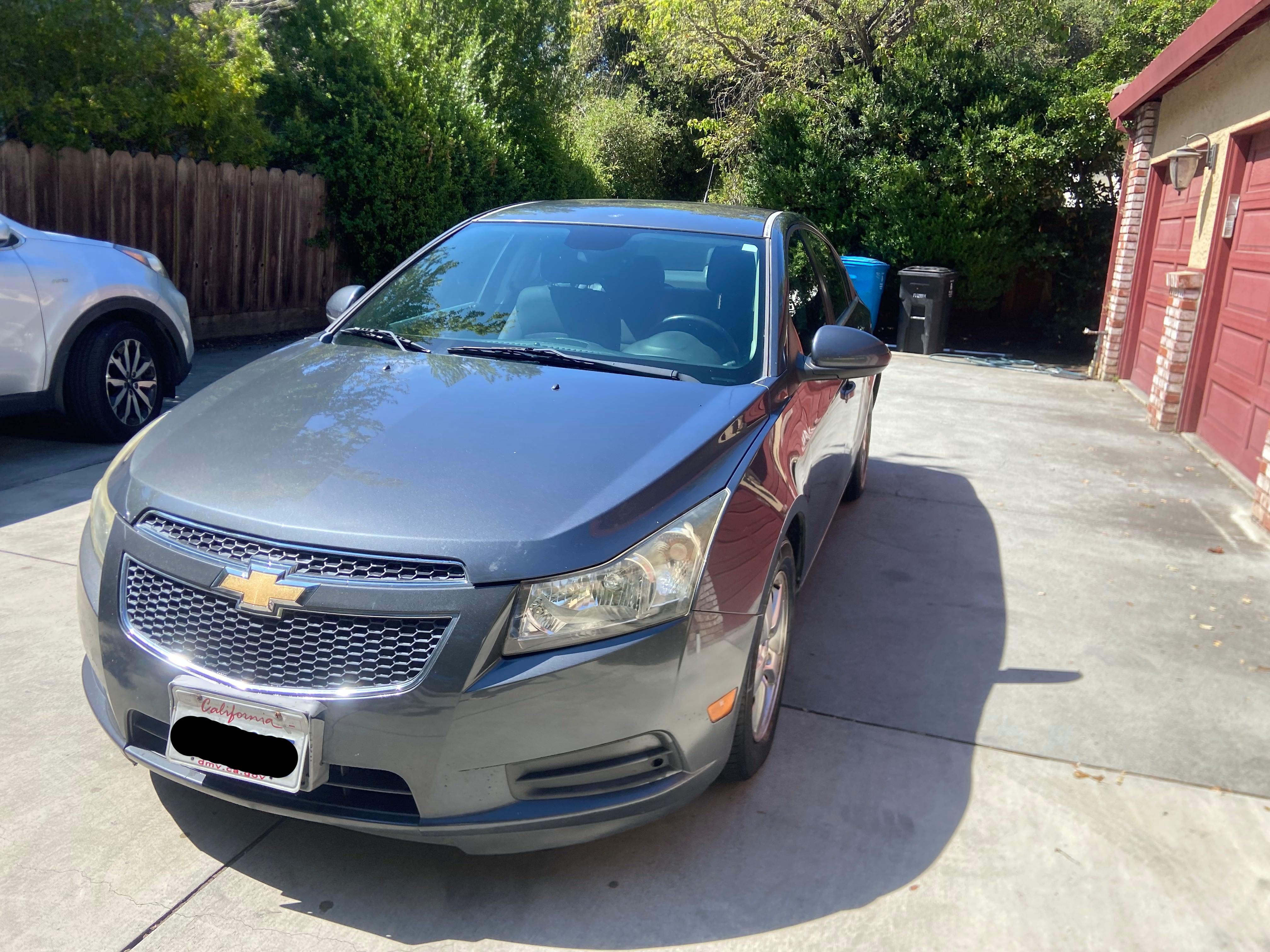 Used 2013 Chevrolet Cruze LT FWD image 2