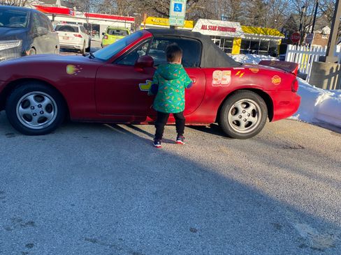 Used 1999 MAZDA MX-5 Miata image 1