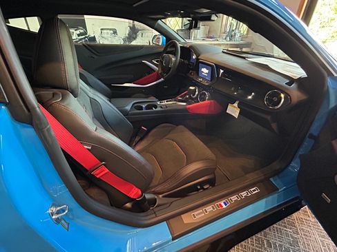 Used 2023 Chevrolet Camaro ZL1 RWD image 8