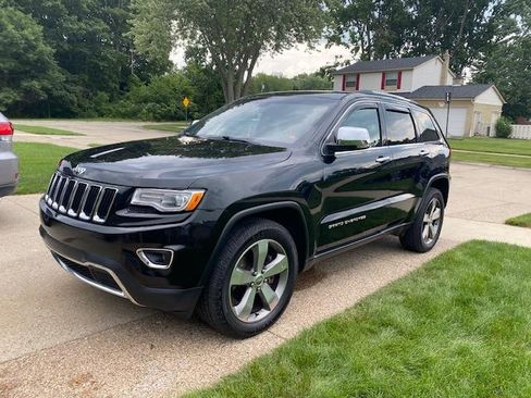 Used 2015 Jeep Grand Cherokee Limited w/ Luxury Group II AWD/4WD image 2