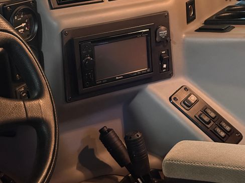 Used 2000 HUMMER H1 Wagon 4D image 8