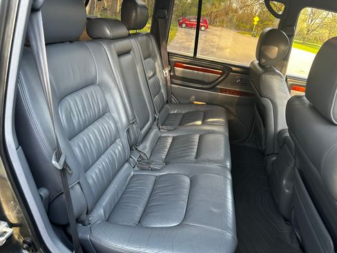 Used 2002 Lexus LX 470 4WD image 21