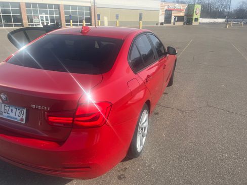 Used 2016 BMW 320i xDrive Sedan AWD/4WD image 1