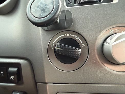 Used 2012 Toyota Tundra 4x4 CrewMax w/ TRD Off-Road Pkg image 27