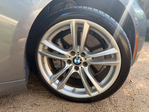 Used 2015 BMW 550i Gran Turismo RWD image 30