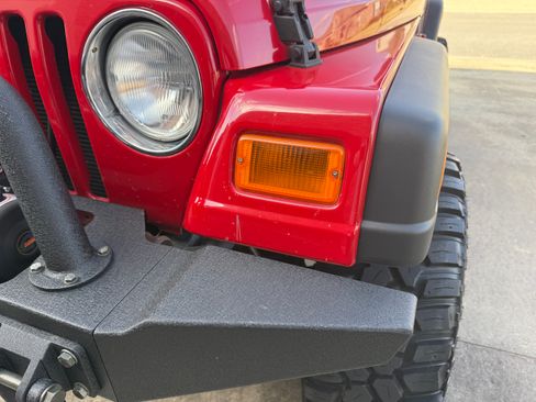 Used 2002 Jeep Wrangler X image 16