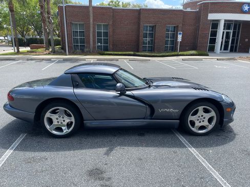 Used 2000 Dodge Viper RT/10 image 23