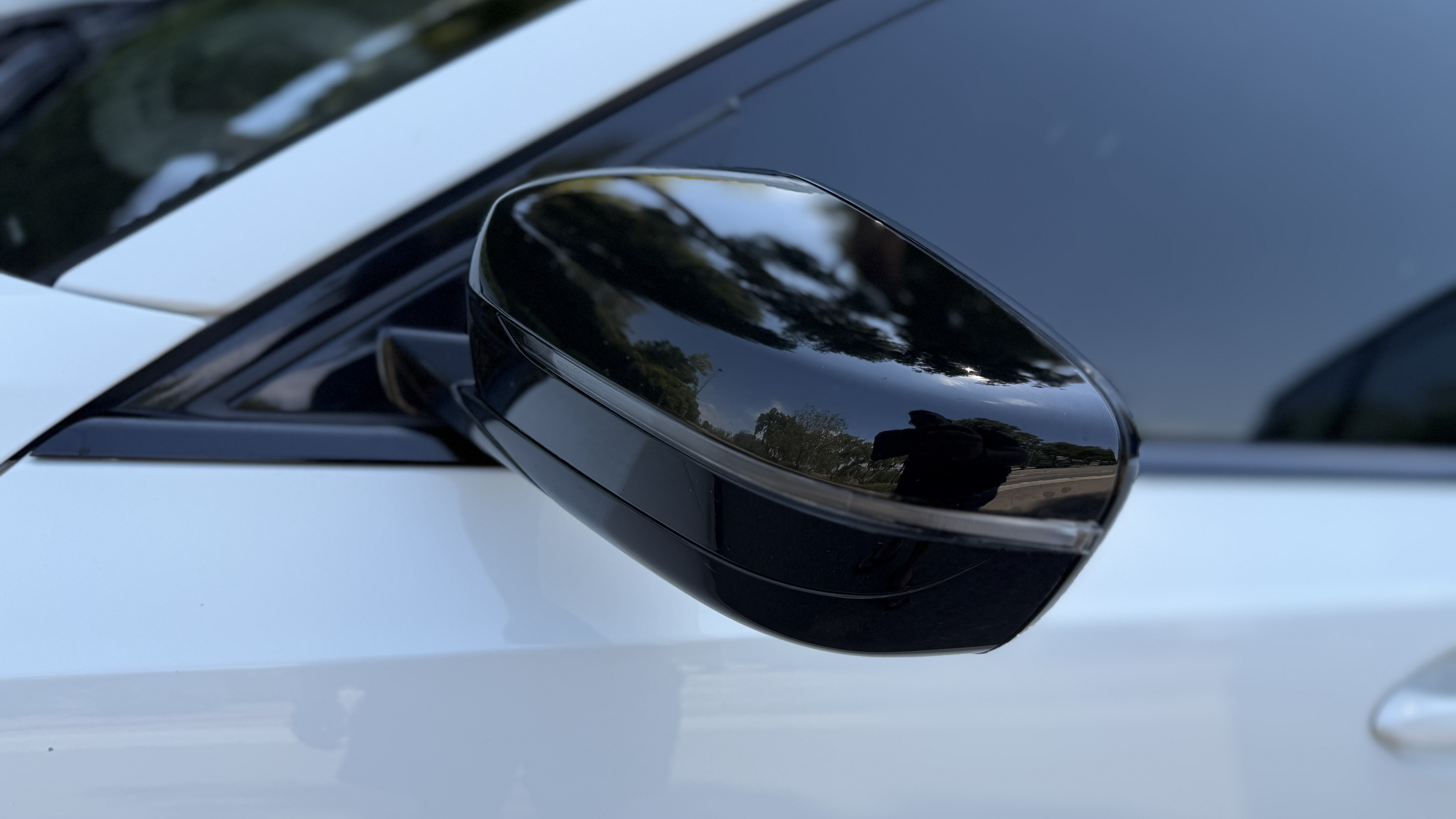 Used 2022 BMW 330i Sedan w/ M Sport Package RWD image 25